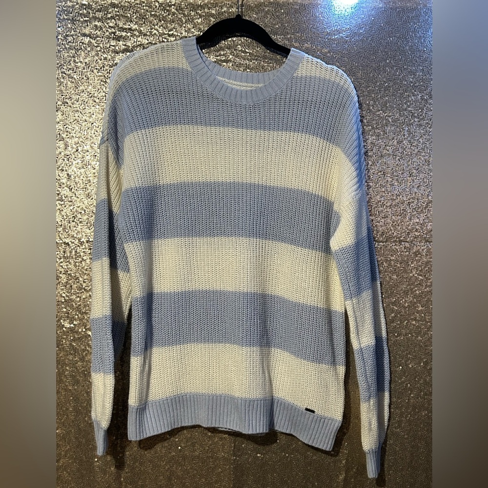 Hollister Blue & White Striped Knit Sweater – Size S